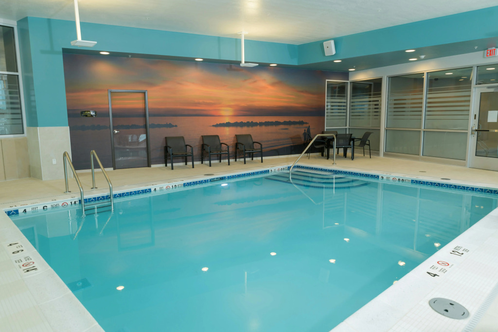 Hampton Inn & Suites Erie Bayfront