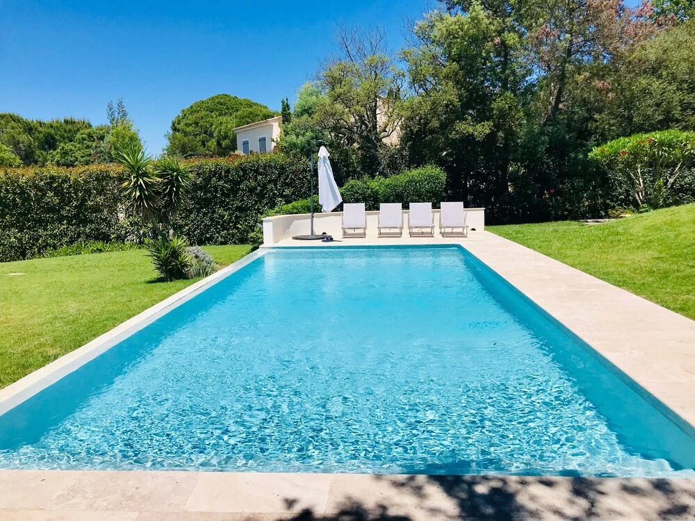 Villa white