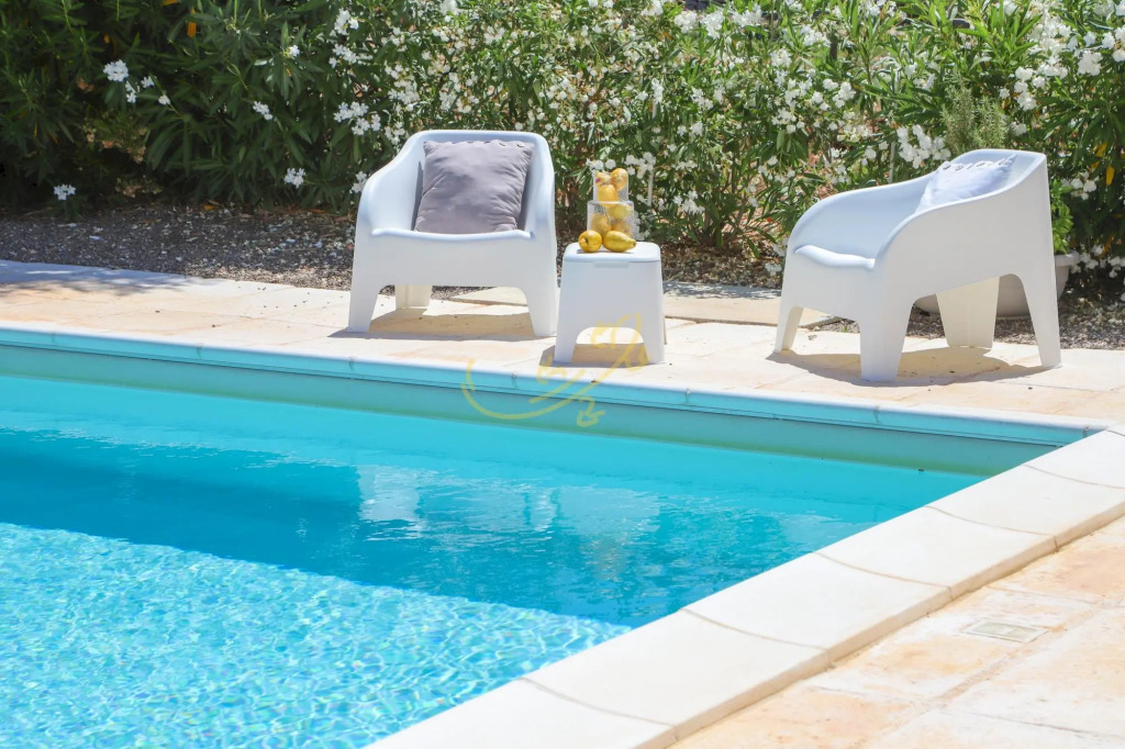 TD Villa Patrizia Pool Alfresco Kitchen