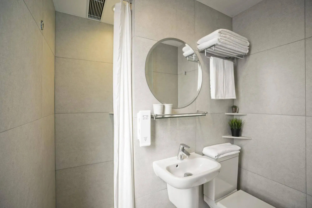 Hotel Ease Mong Kok