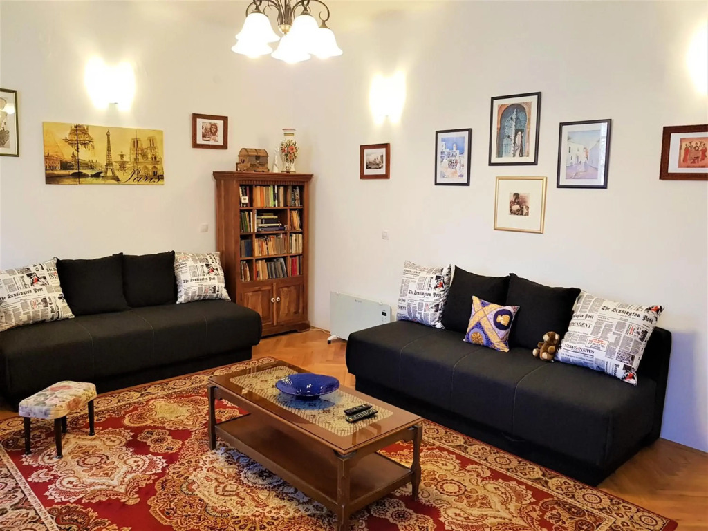 Noemi City Apartments