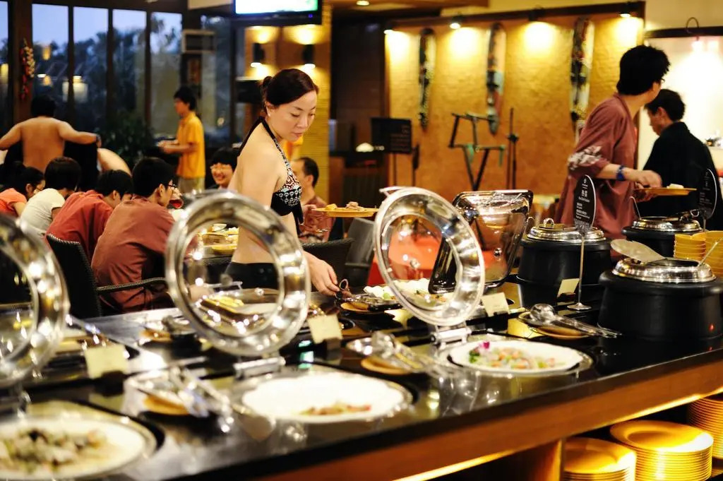Riyuegu Hotsprings Resort