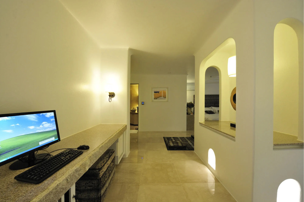 MS Hotel