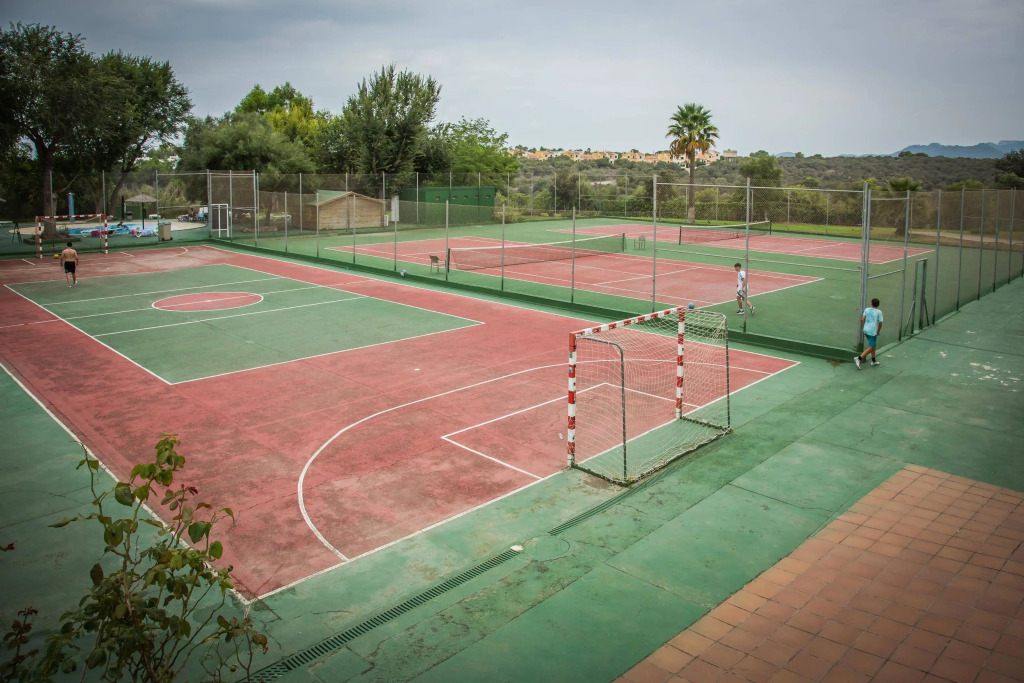Hotel Club Cala Romani