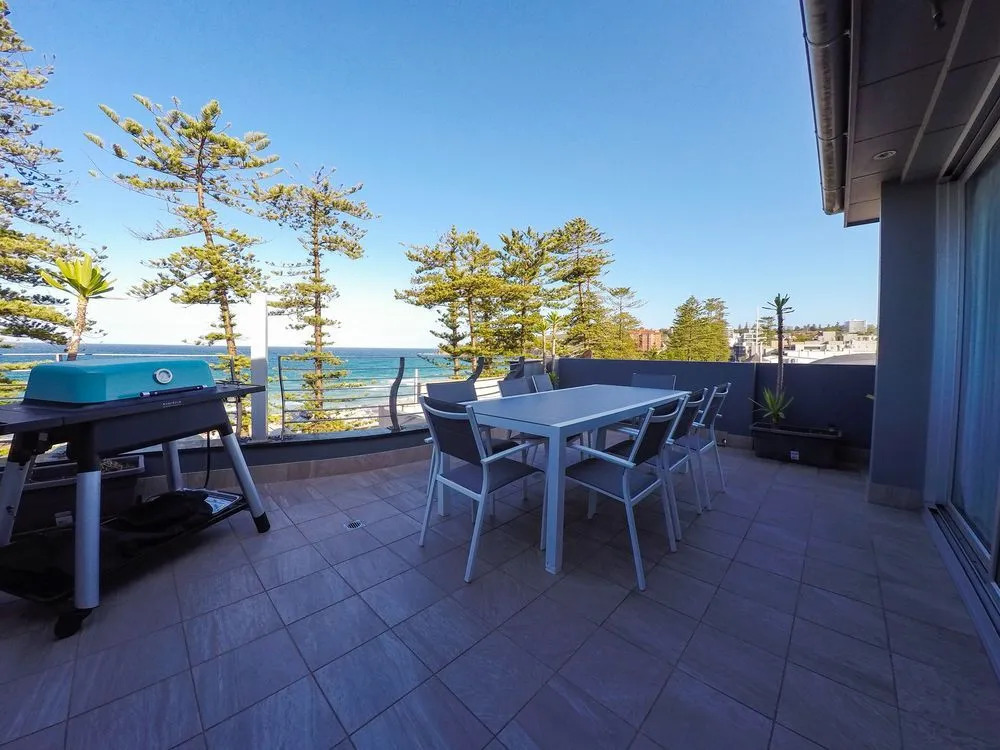 Manly Stay LUX Apartments