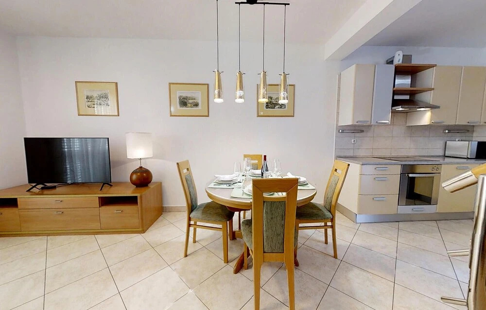 Nice Home in Pirovac With Wifi and 4 Bedrooms