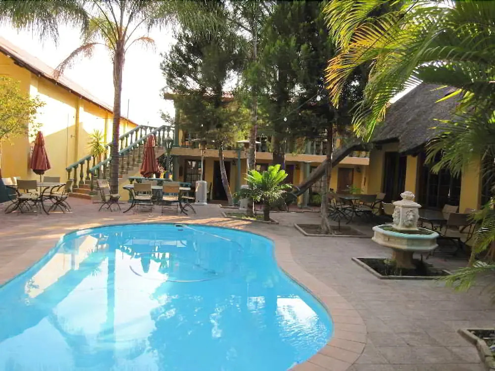 Makalani Hotel