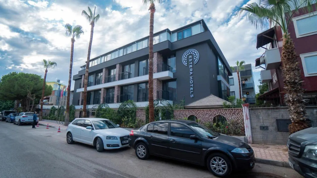 Estera Hotel & Spa