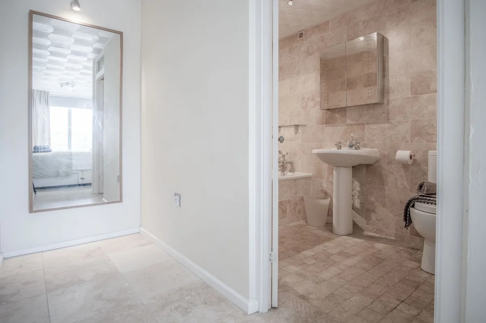 Captains Walk - 4 Bedroom Apartment - Saundersfoot