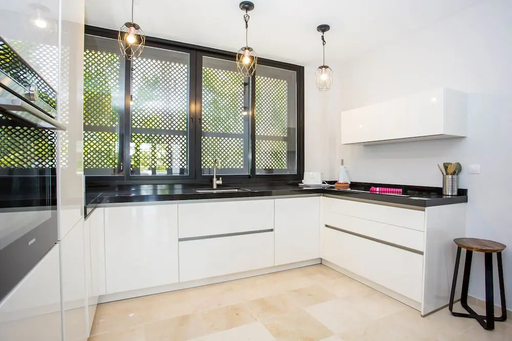 Fantastic Beachside 3 bedroom apartment