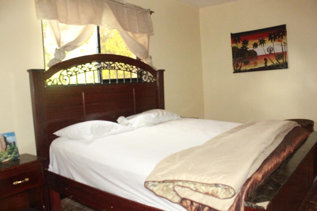 Le Dubourg Guesthouse