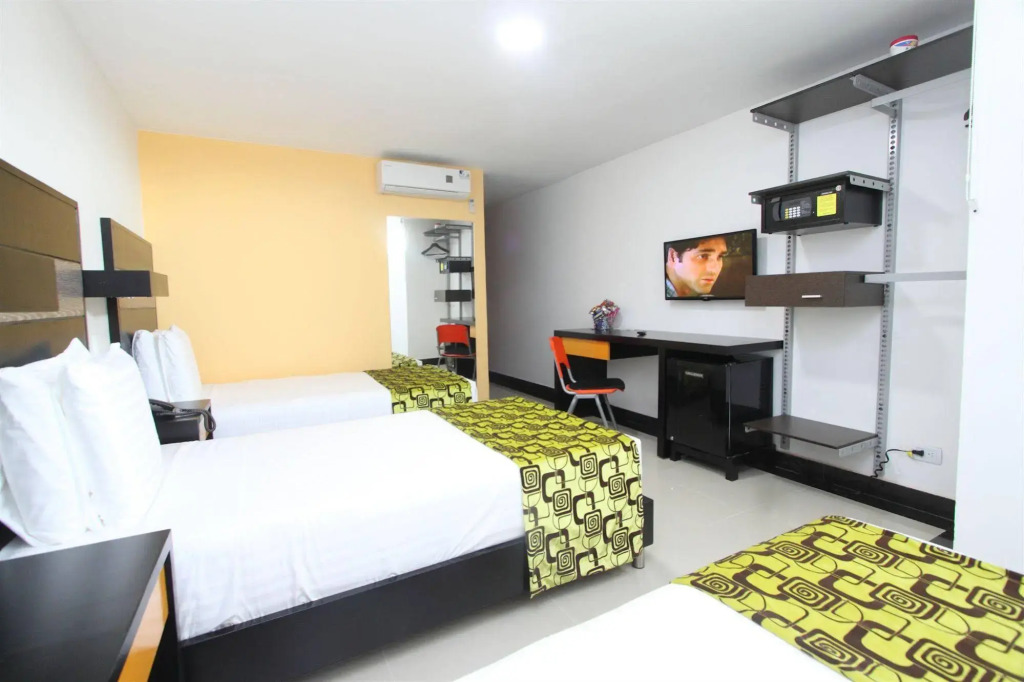 Hotel Genova Prado