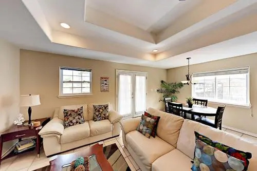 110 E Marlin Condo