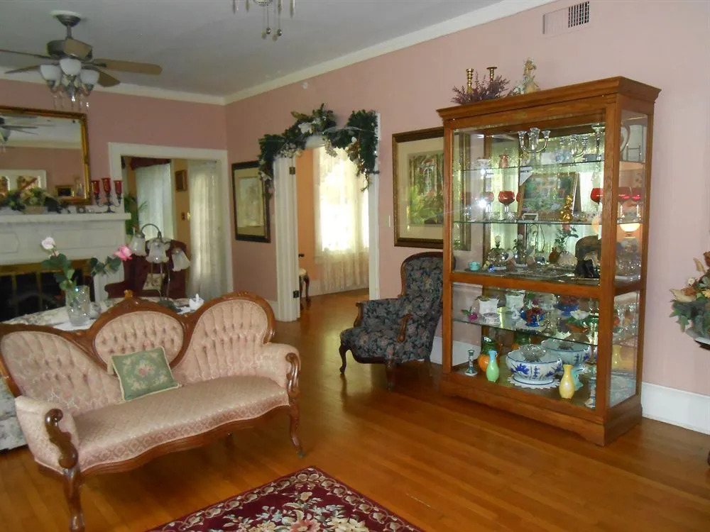 Magnolia Inn B&B