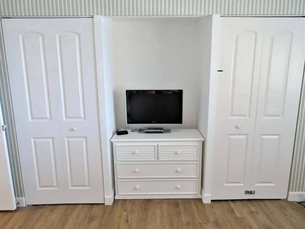 Gulf And Bay Club- B508 Beautiful Unit! 2 Bedroom Condo
