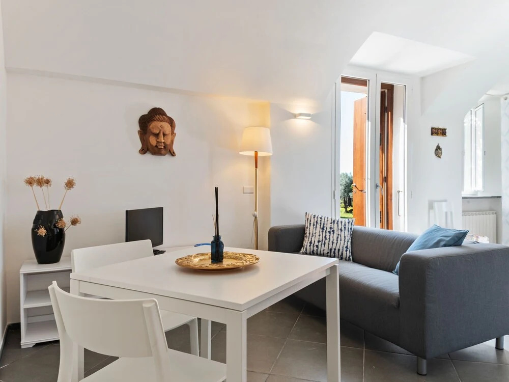 Cosy Holiday Home in Santa Maria di Castellabate With Garden