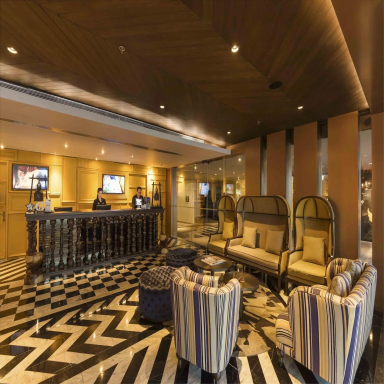 Отель Maitria Sukhumvit 18 Бангкок - Коллекция Chatrium
