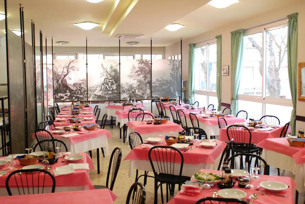 Hotel Caravelle