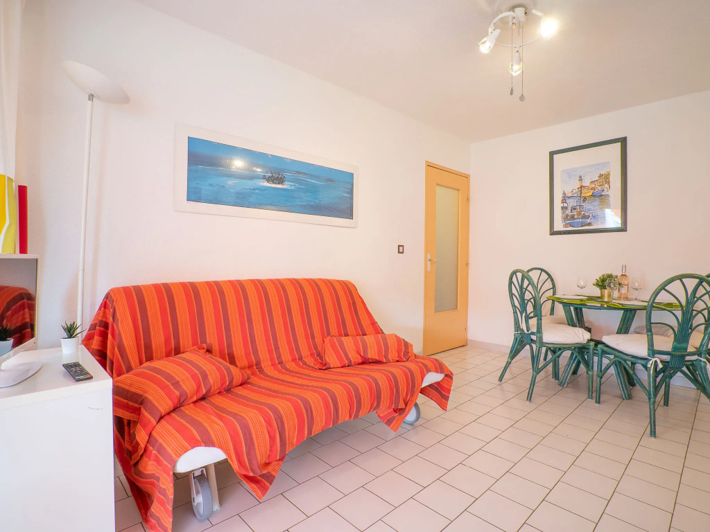 Apartment du Parc II-2 by Interhome