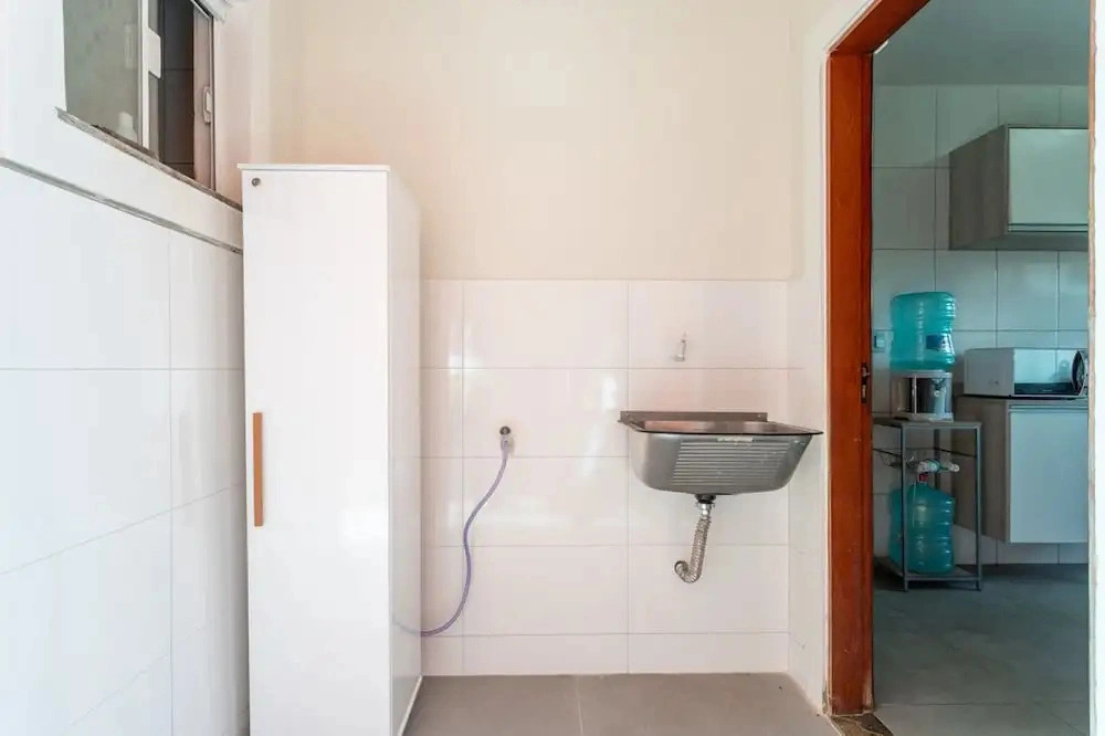 Casa com Churrasqueira a 550m da Praia Itaipua u