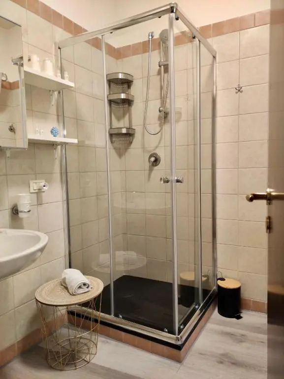 Ostro - Guest House