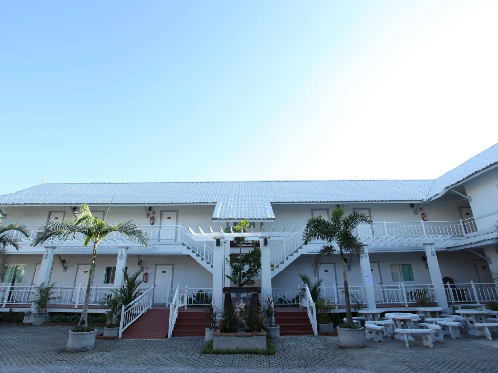Rinlada House