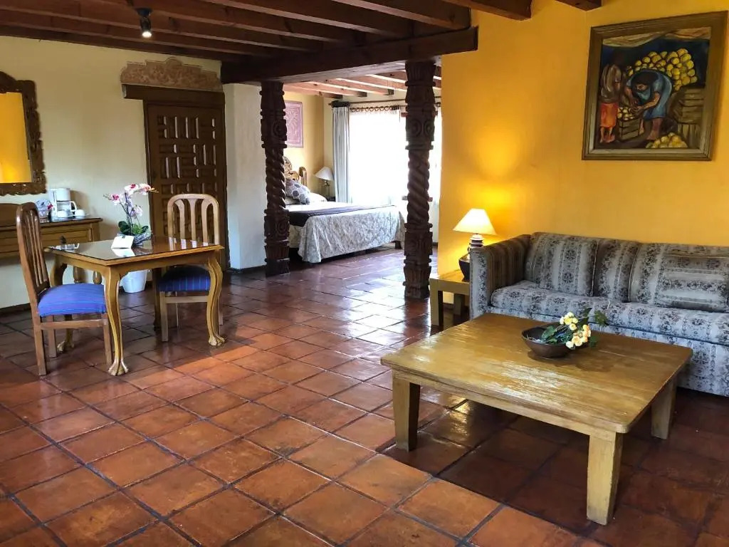 Villa San Jose Hotel & Suites