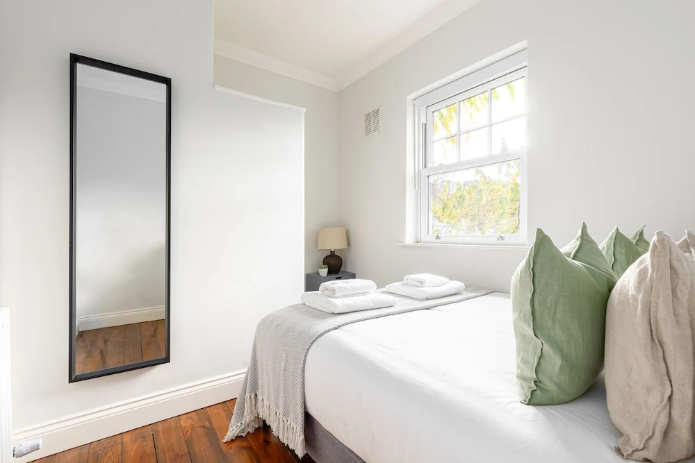 Spacious 3 Bed Flat Putney