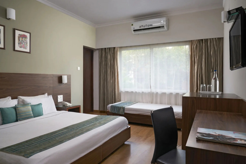 The Hawaii Comforts Panjim Donapaula