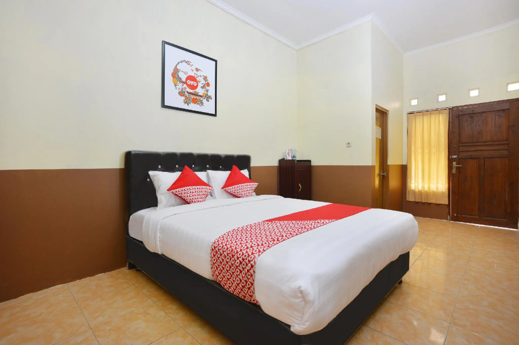 OYO 810 Idola Residence