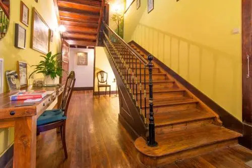 Chalet Relogio Guesthouse