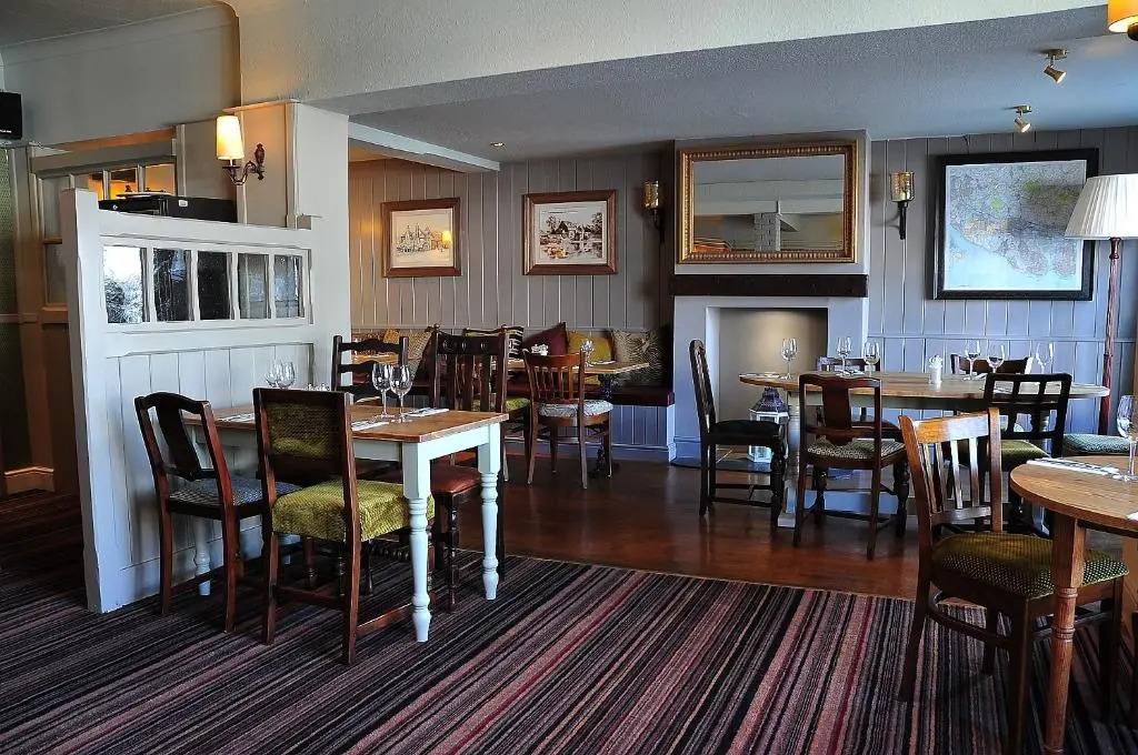 Red Lion Hotel by Greene King Inns