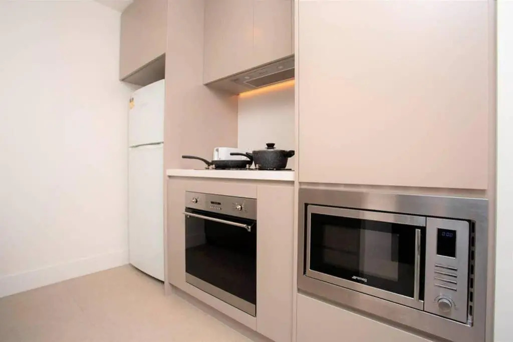 Modern apartment+office w Parking @ Olympic Park