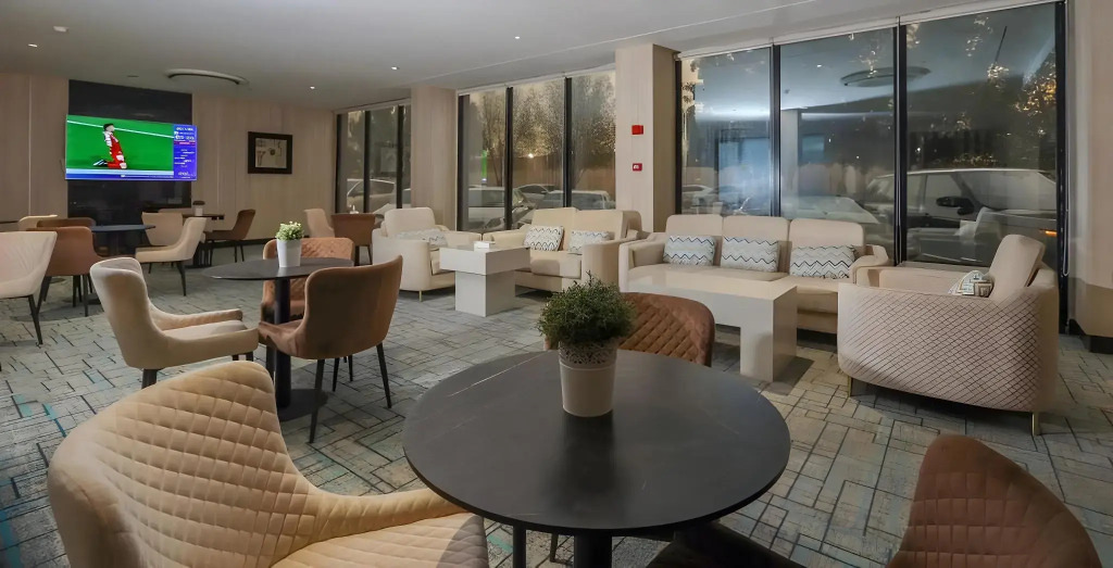1800 Degrees Hotel