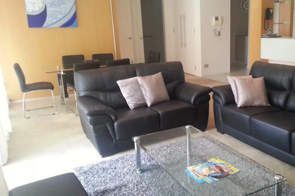 Aria Apartments