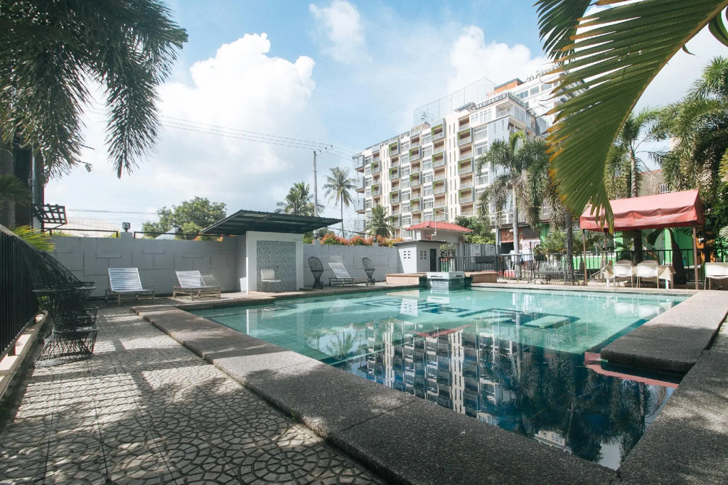At The Pad Hotel and Resort