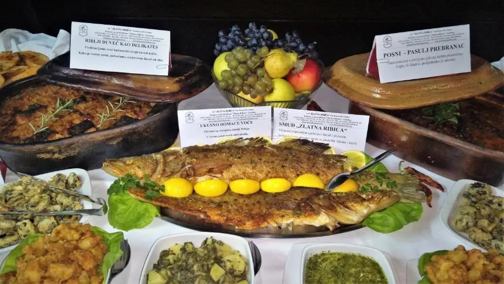 Kafana Zlatna Ribica