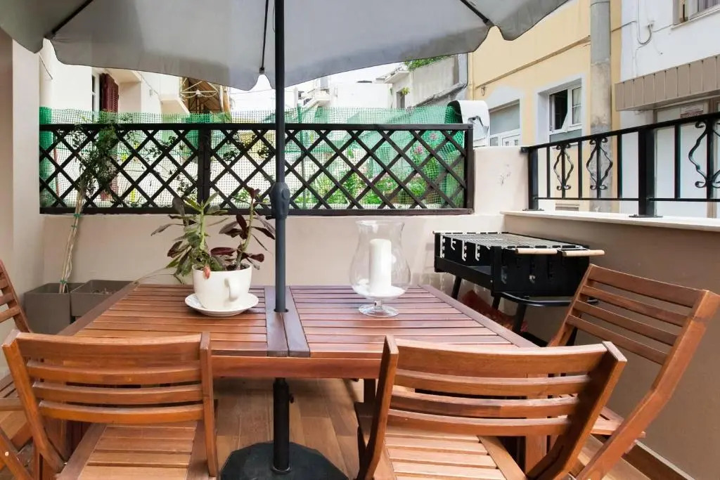 19th Century Luxury Maisonette in the Center