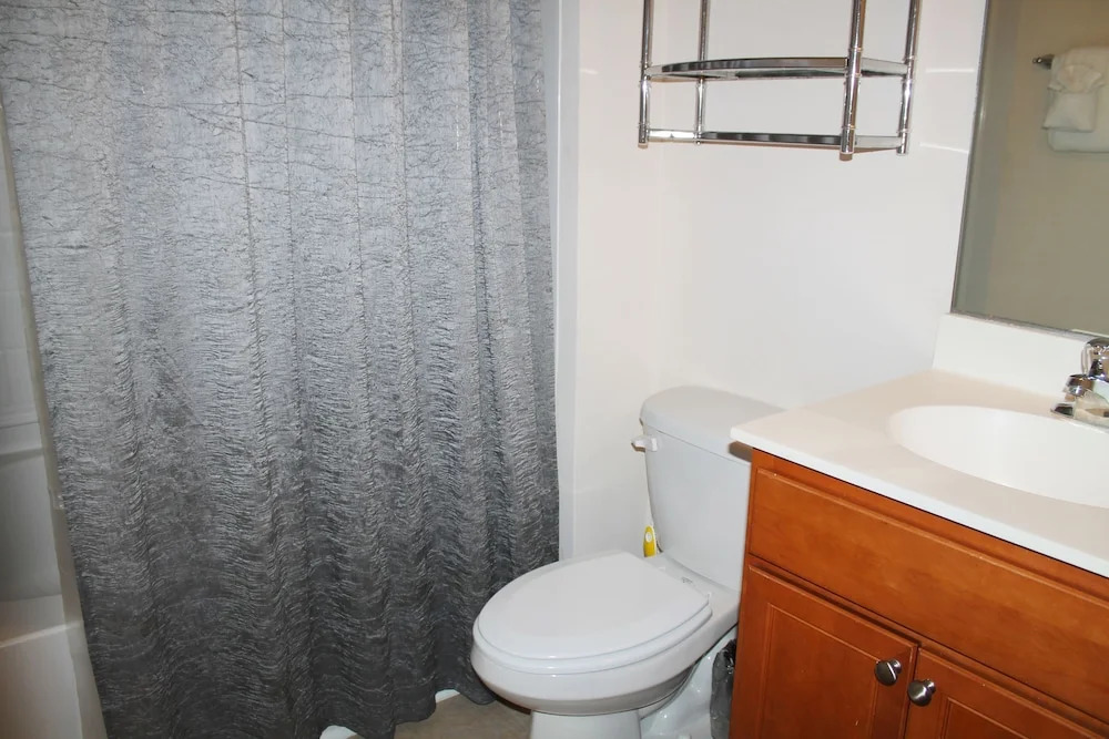 1515 Willow Bend Condo