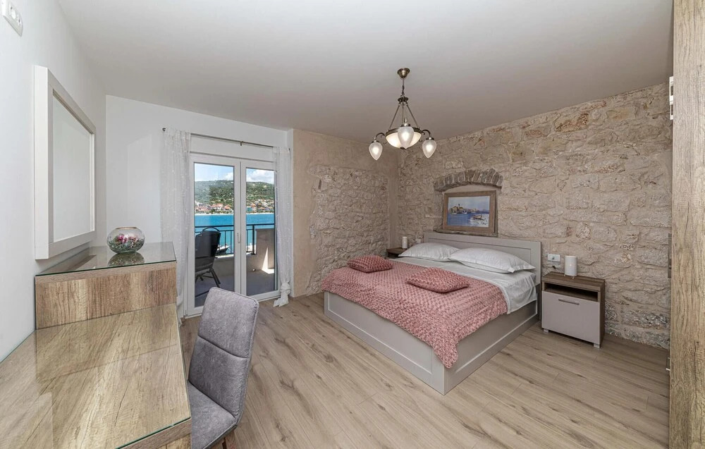 Awesome Home In Vinisce
