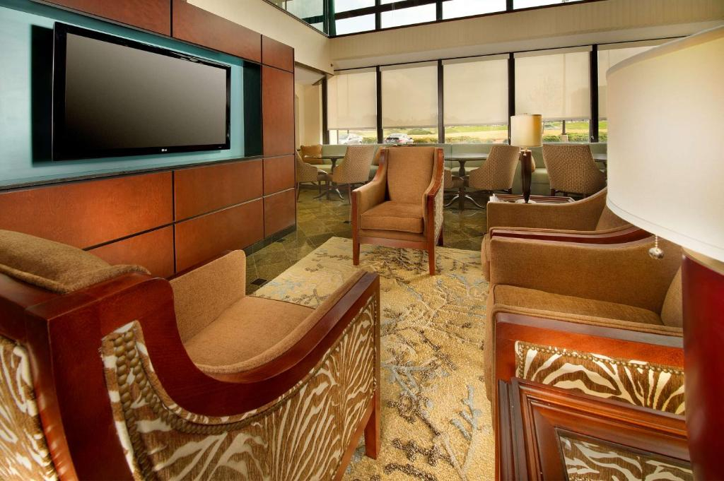 Prado Hotel by Choice Hotels