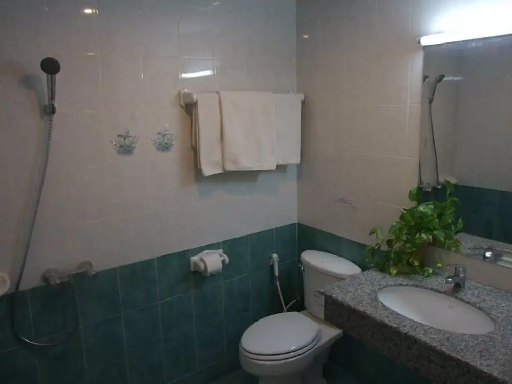 โรงแรมสุขวิไล Sukwilai Hotel
