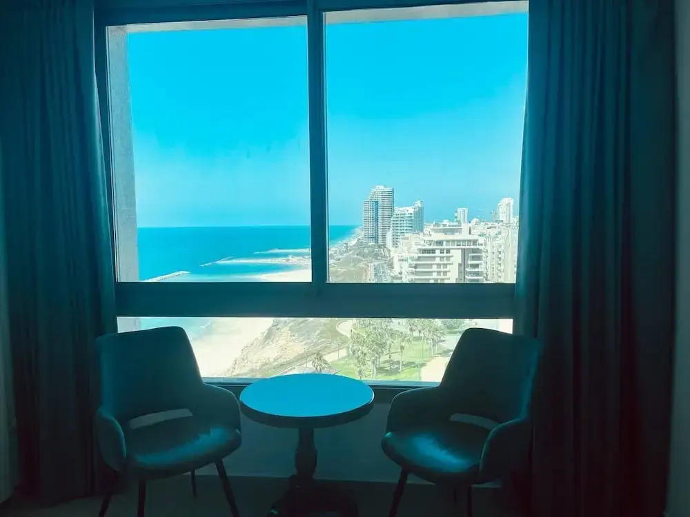 Sea Breeze Apartments