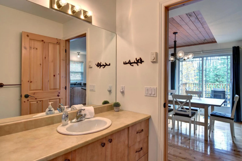 Magnificent 2BR 2B Unit with Golf Course and Mountain Views