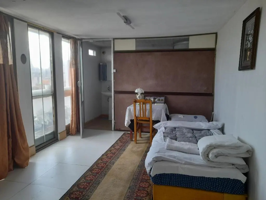 Ganas Guest House and Tours