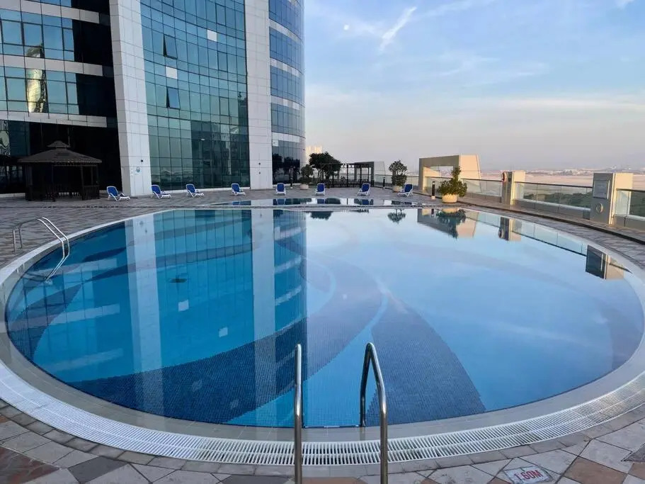 Cozy Upgraded Residential Flat with sea, Mangrove, pool view - Not Hotel - 1203