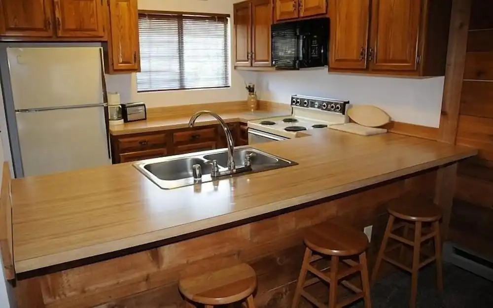 Seven Springs Swiss Mountain 3 BR Condo, Sleeps 8! by RedAwning