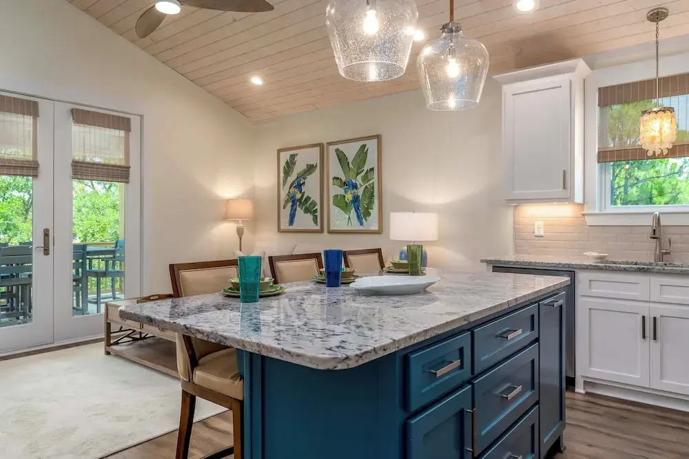 Bayfront Gem Near Fishing in Dauphin Island