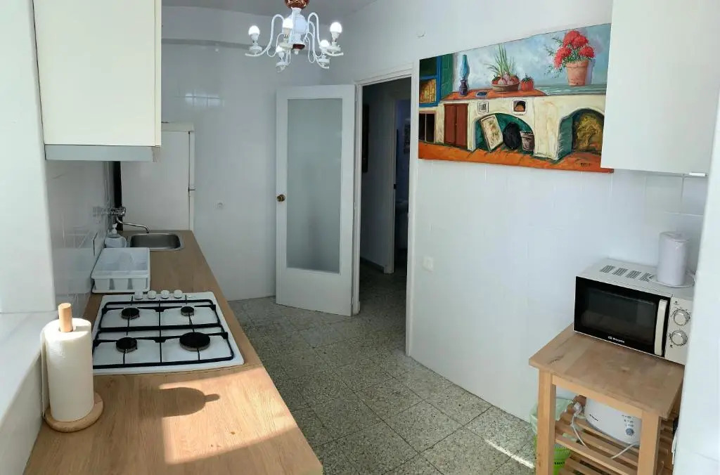 Bright and Modern Apartment 3 bedroom with Balcony E3EV