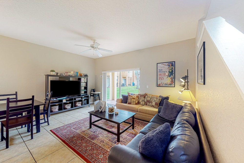 Sunny Oasis Townhouse in Davenport With Resort Amenities, Near Disney